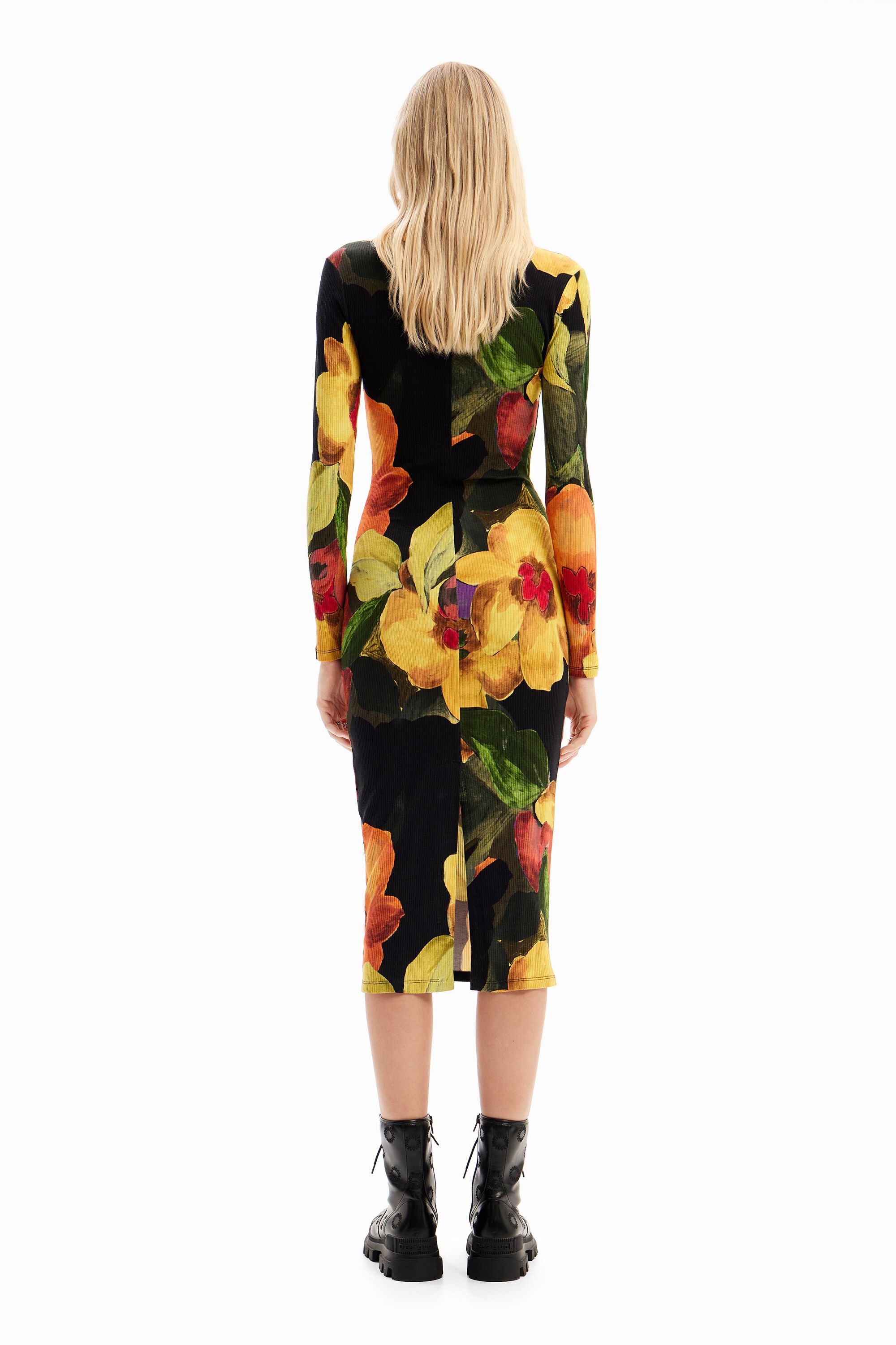 vestido midi floral justo