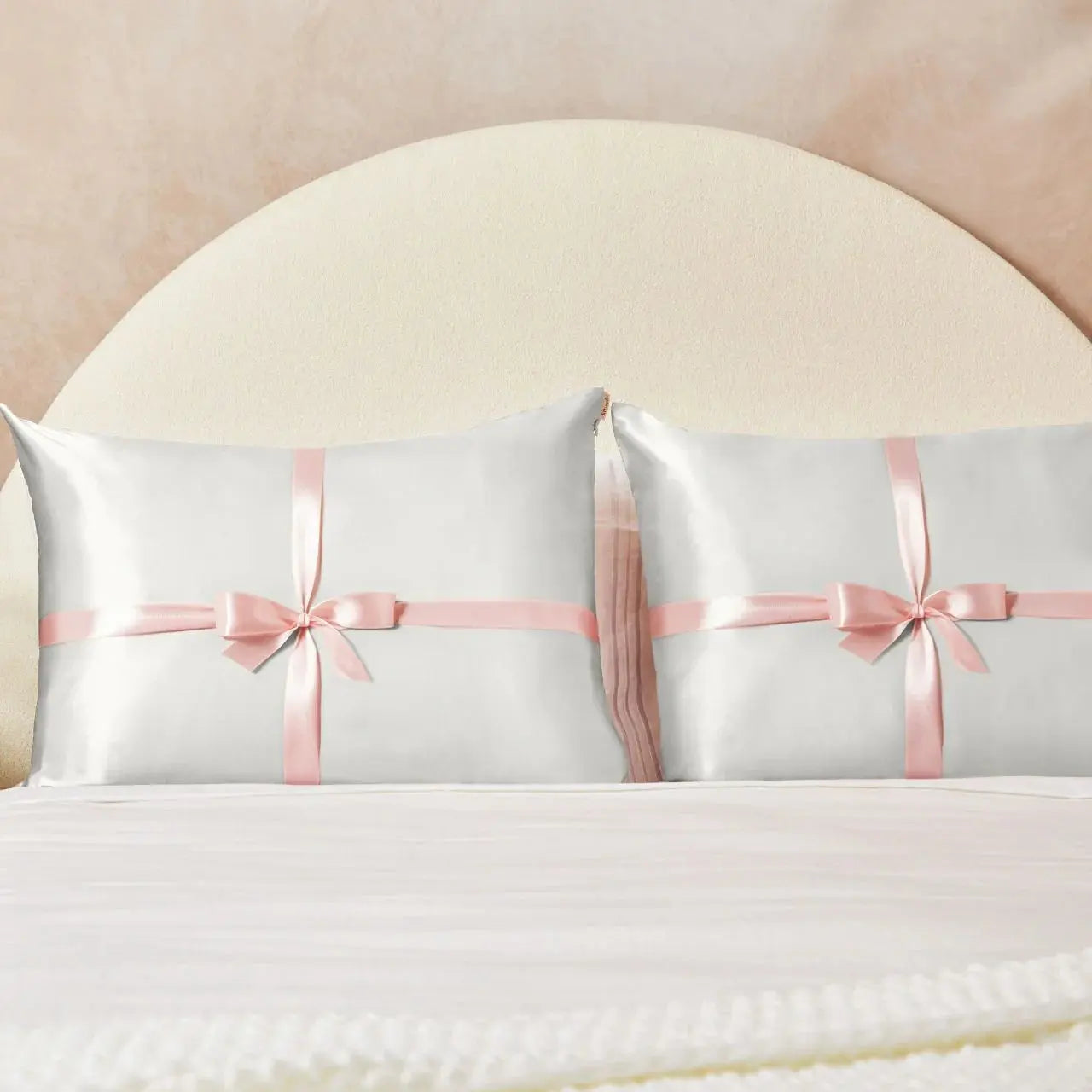 Holiday Standard Pillowcase 2 Piece Set Ivory