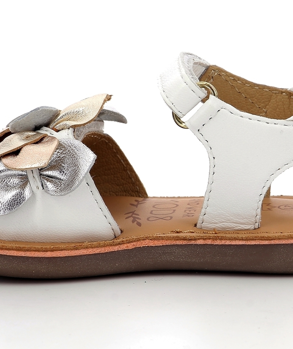 MOD8SANDALES EN CUIR CLOKNOT BLANCHES