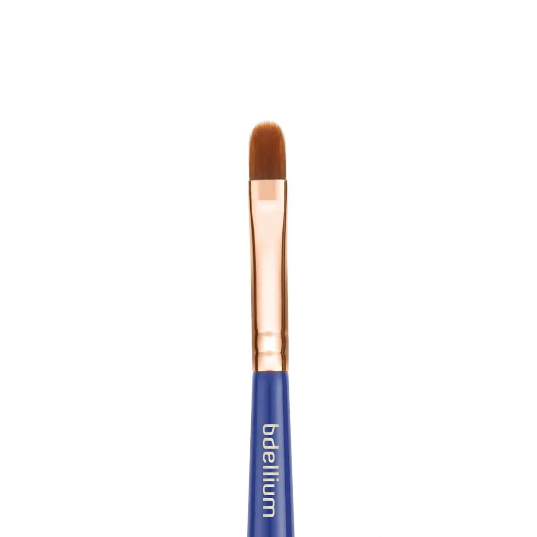 562 Golden Triangle Long Cap Lip