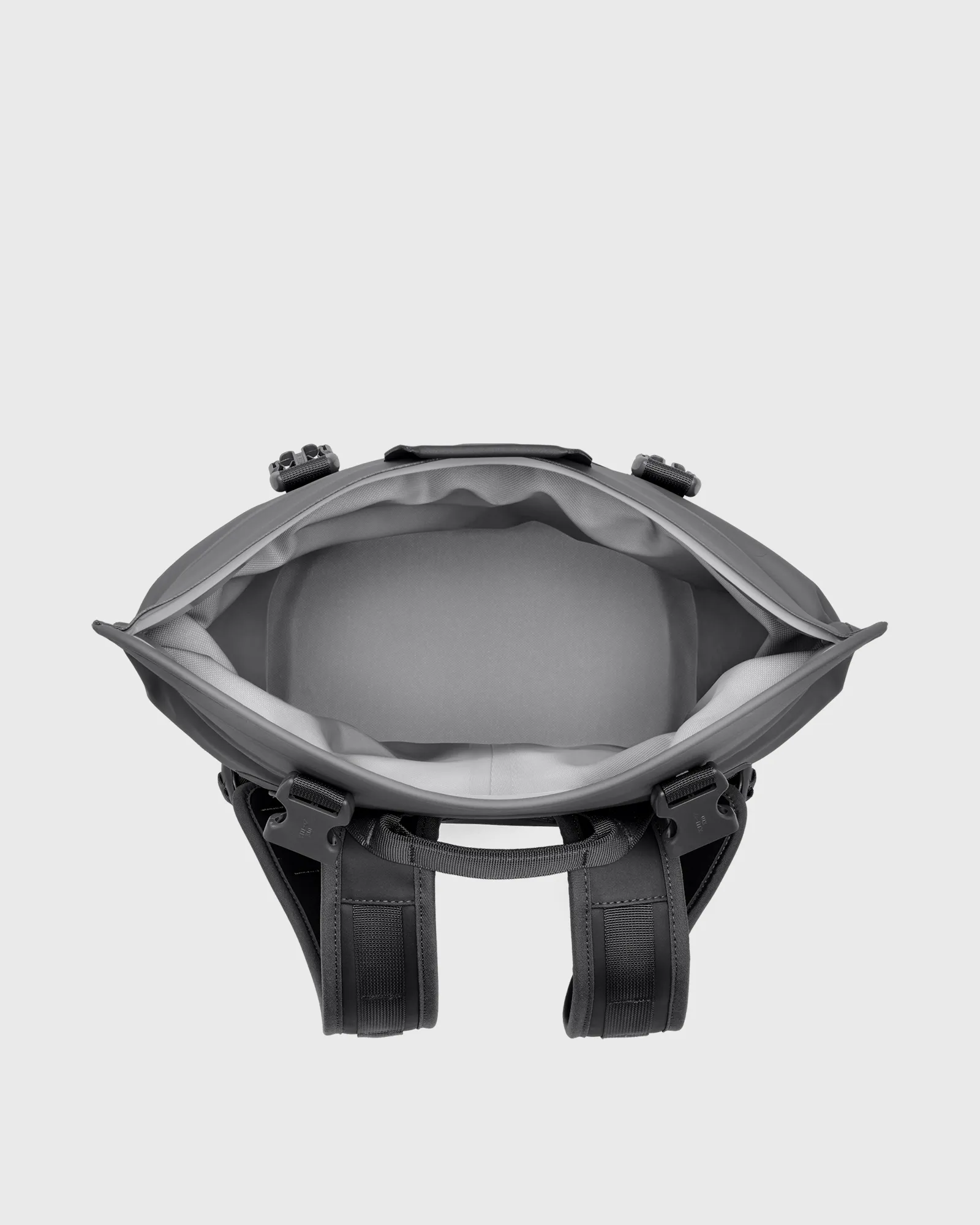 YETI EU Hopper Backpack M12