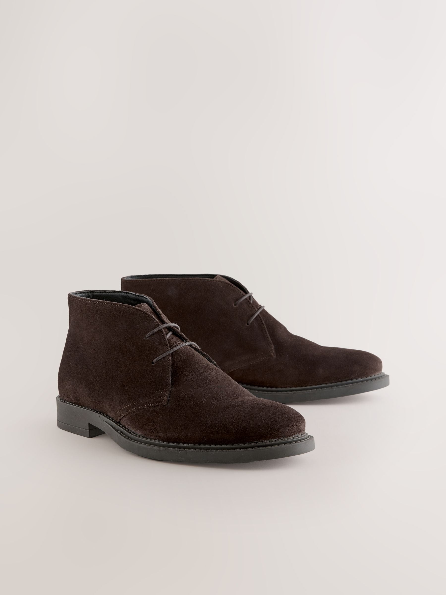 Bruin - Smart Suede Chukka Boots