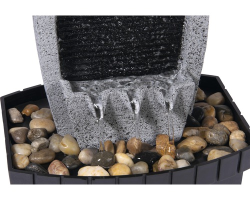 Design binnenfontein met decoratieve stenen, klein, 20,5x16,5x28 cm, kunststeen grijs, inclusief slang en pomp.
