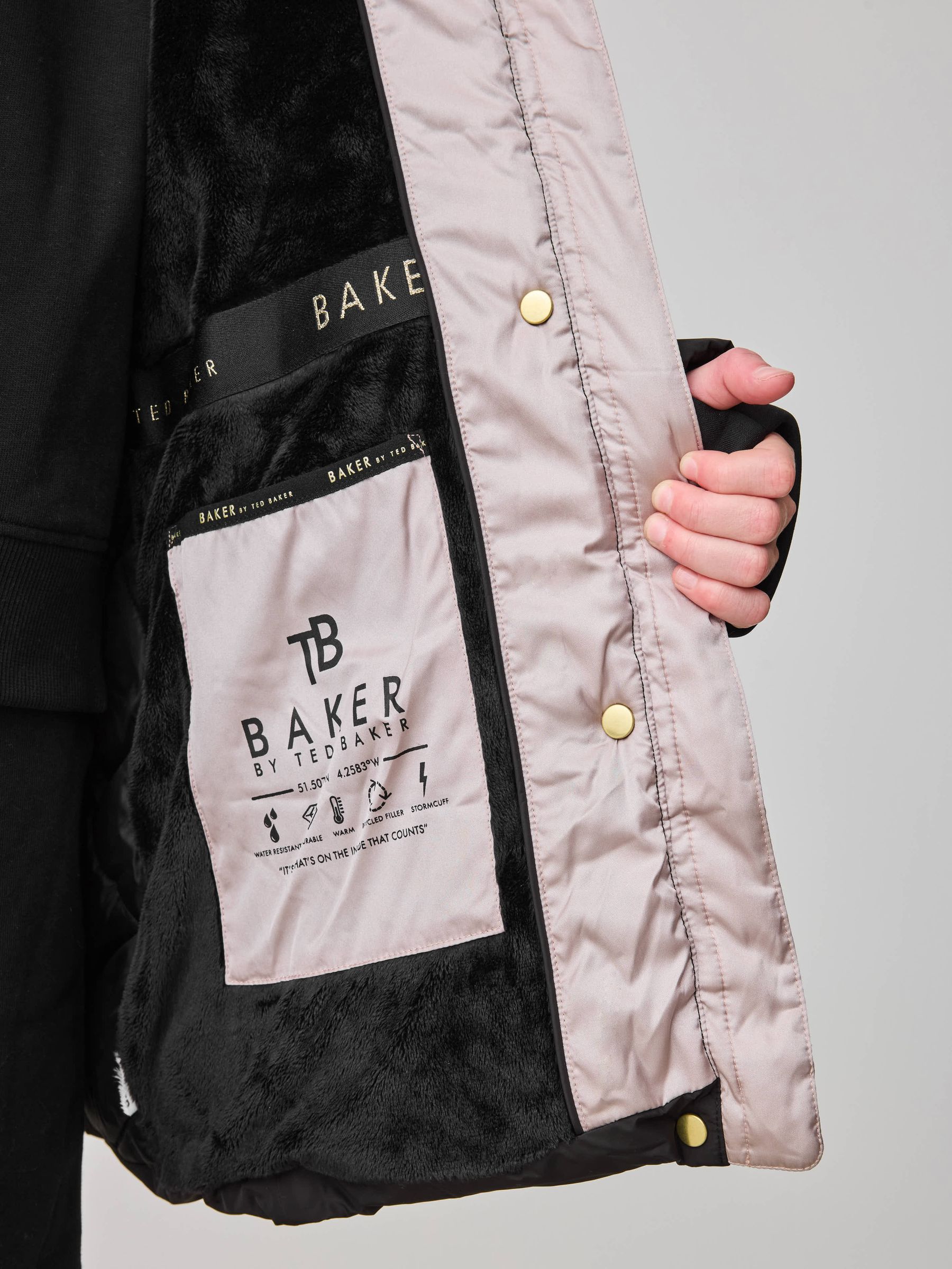 Zwart - Baker by Ted Baker - Regenbestendige halfzware gevoerde jas met ceintuur