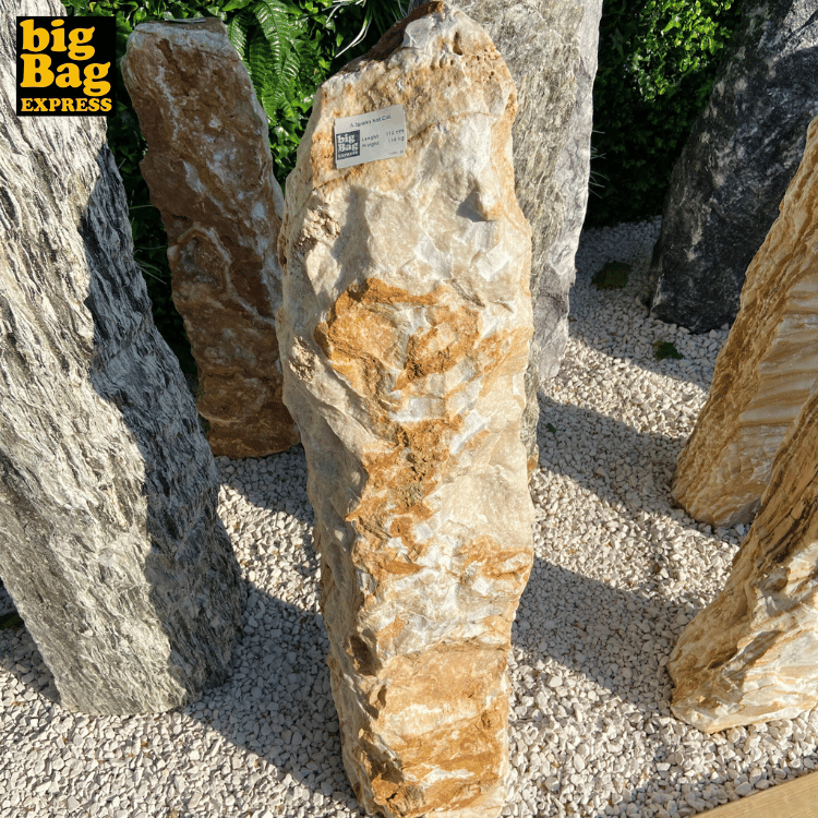 Monolithe Décoratif de Jardin en Onyx Angel Sparks Nat Col 116cm