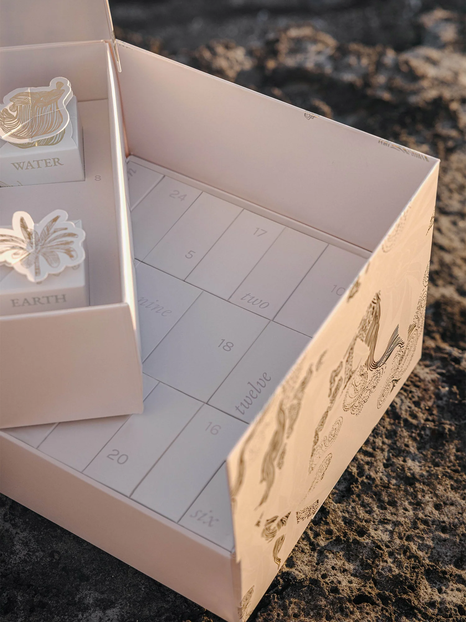 PURELEI Schmuck-Adventskalender 2024