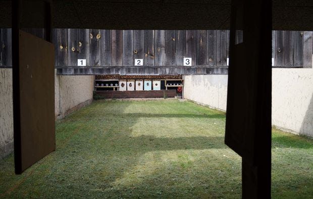 Schießtraining in Hochspeyer als Erlebnis I mydays