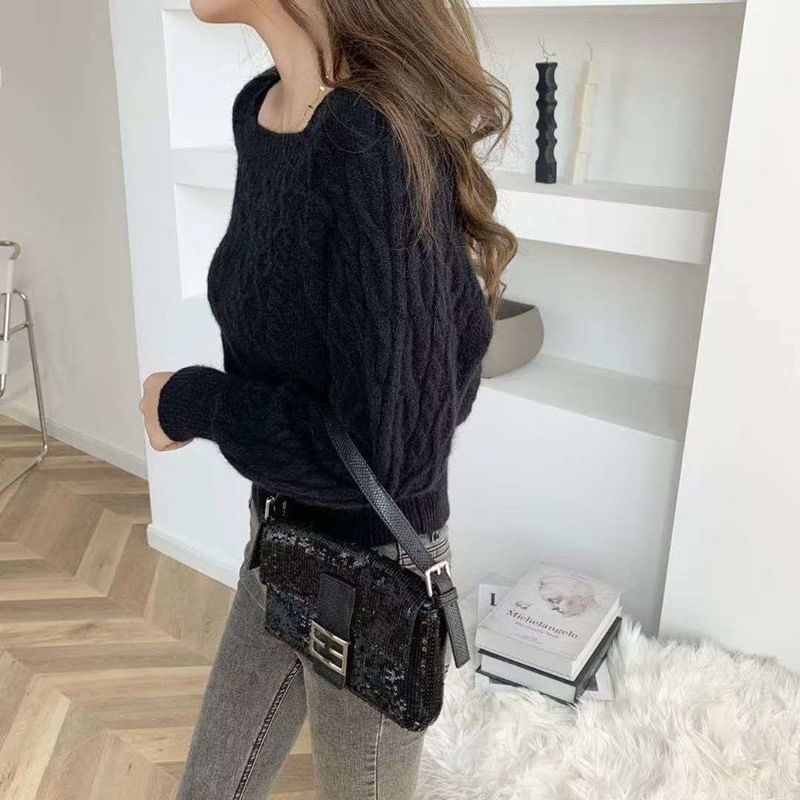 hollybunbur - Gebreide cropped trui met vierkante hals en effen kabelmotief