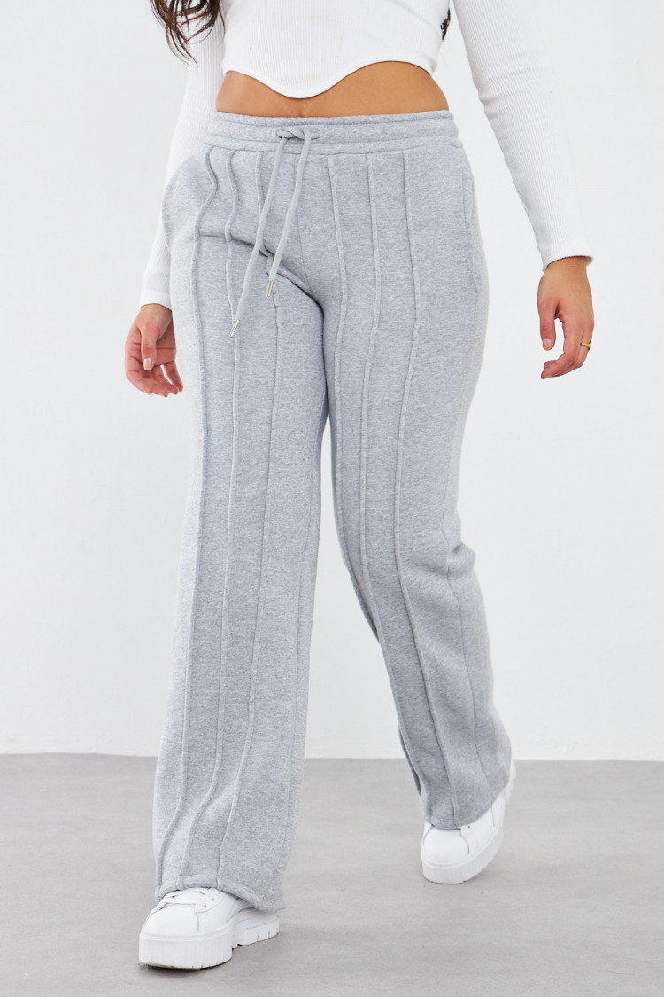 Jogging gris avec relief