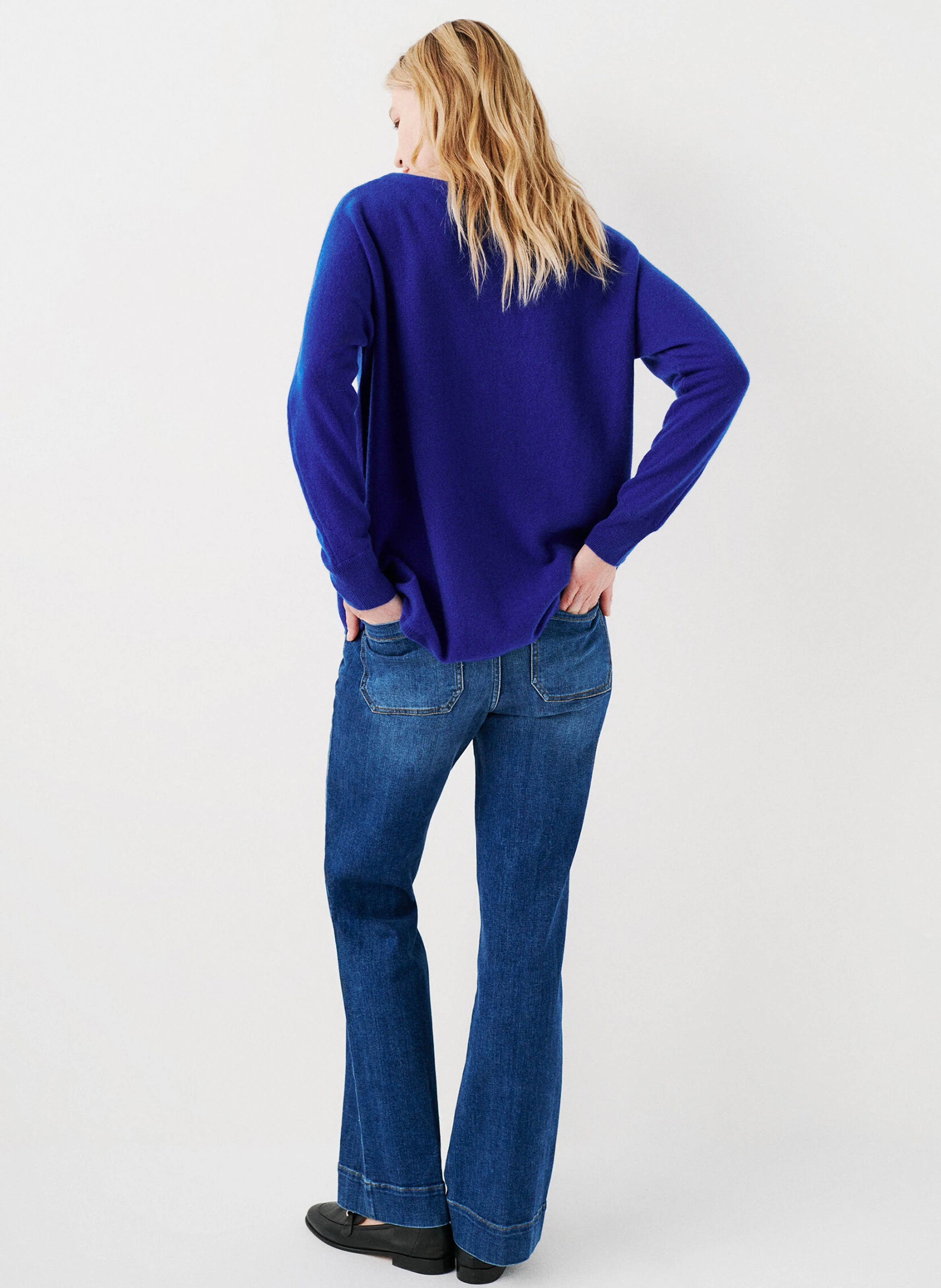 MAMELIA - Pull col rond ample en cachemire | Bleu