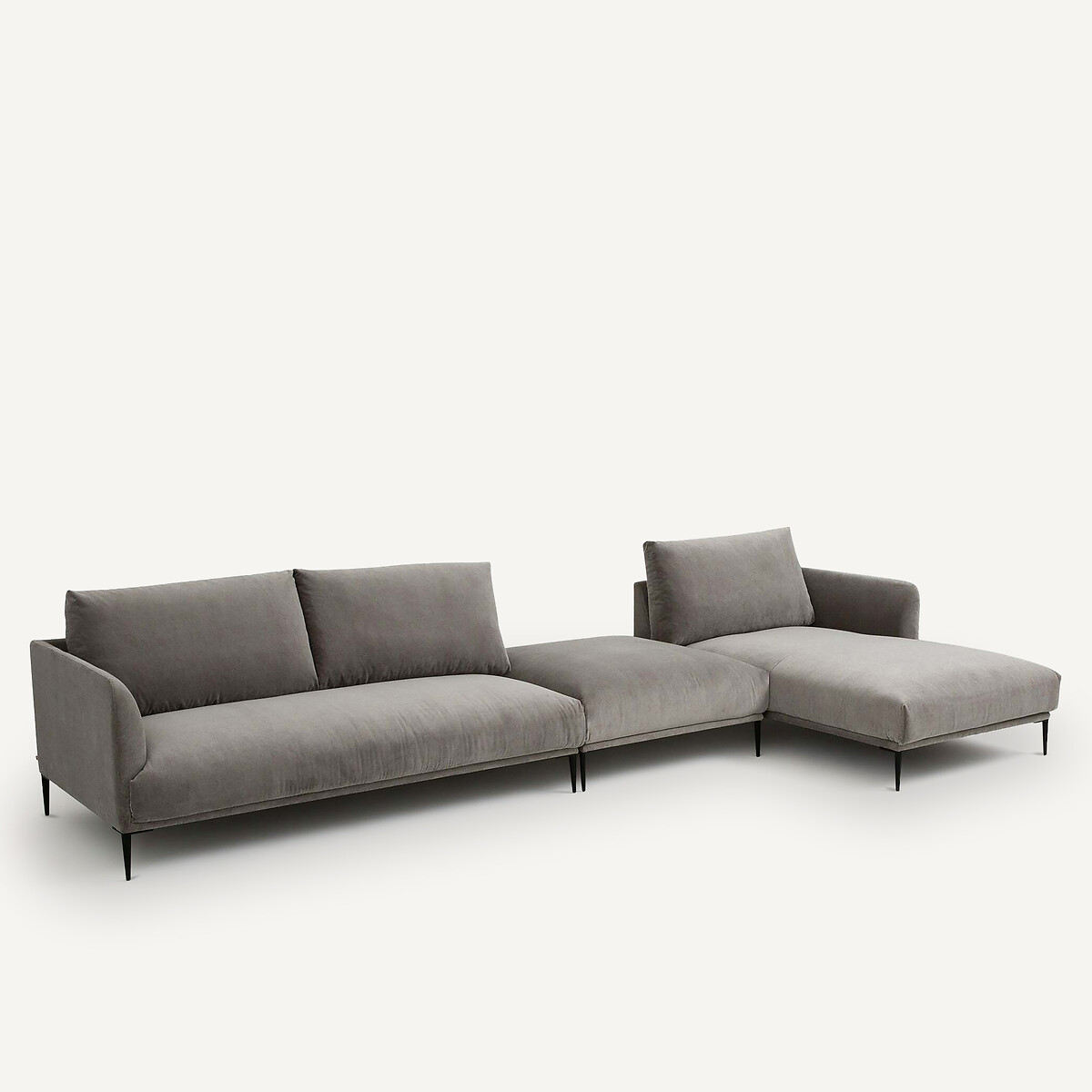 AM.PM<br>Puf XL em veludo, design Oscar E.Gallina