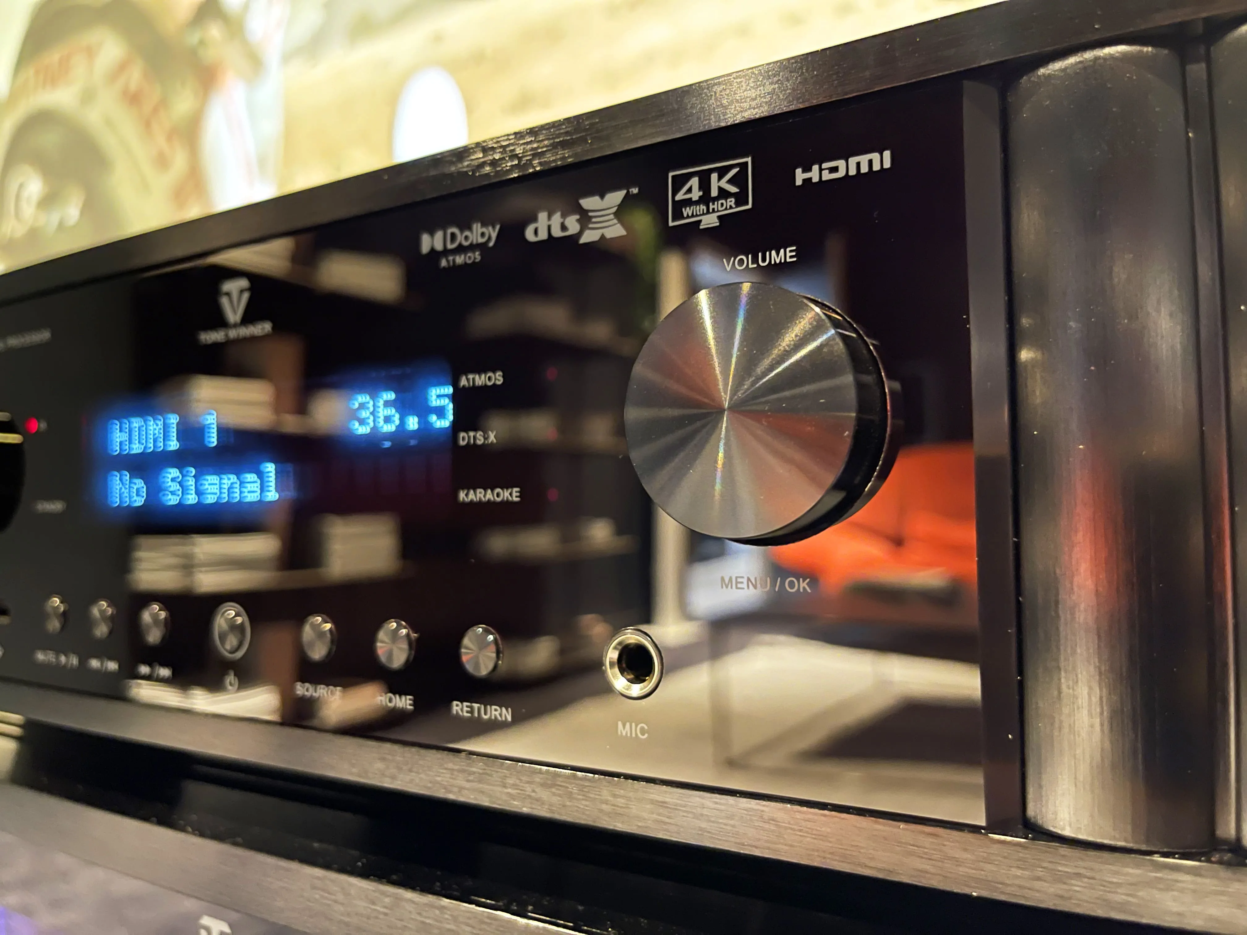 Tonewinner AD 7300 HD Préamplis home-cinéma