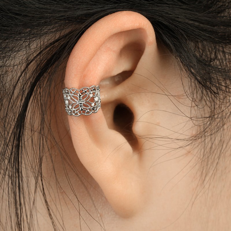 Earcuff avec papillon en filigrane