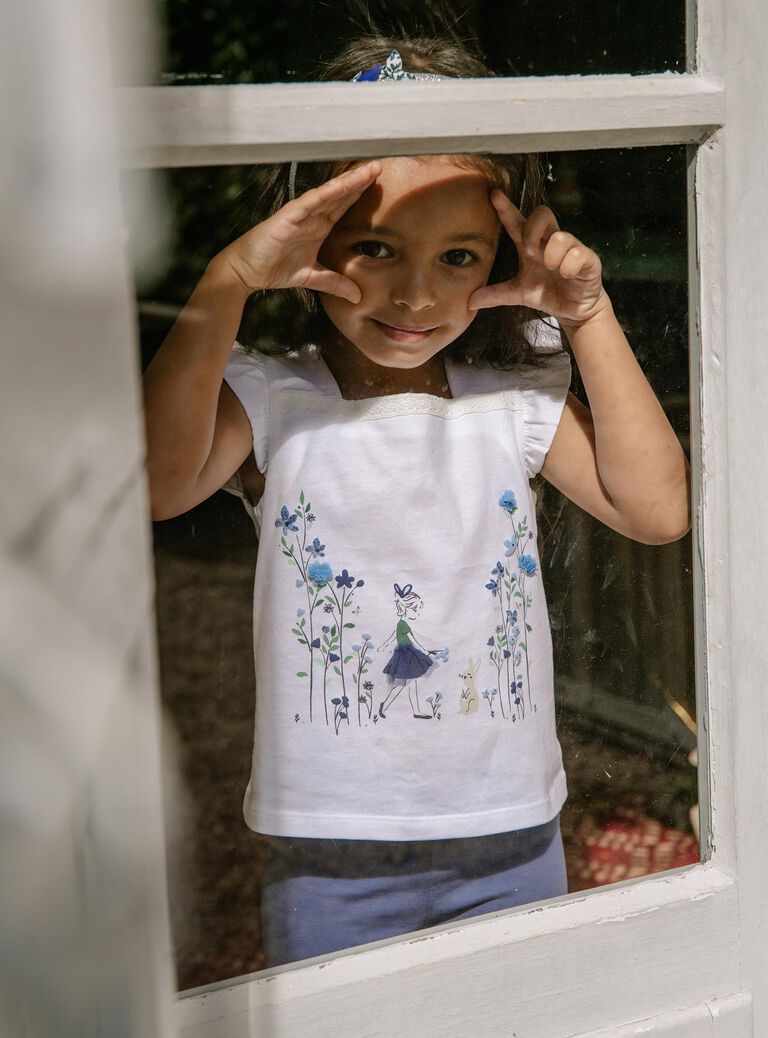 T-shirt écru à broderies fantaisie
