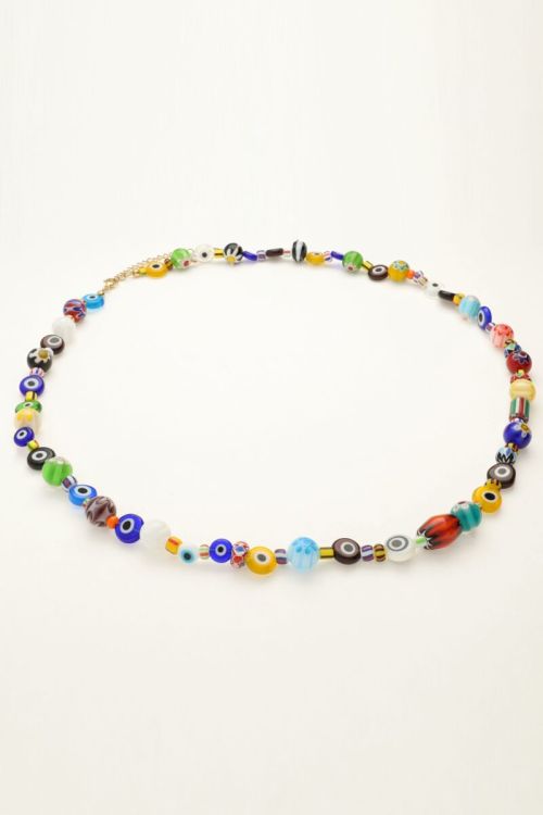 Equal ketting met gekleurde glaskralen