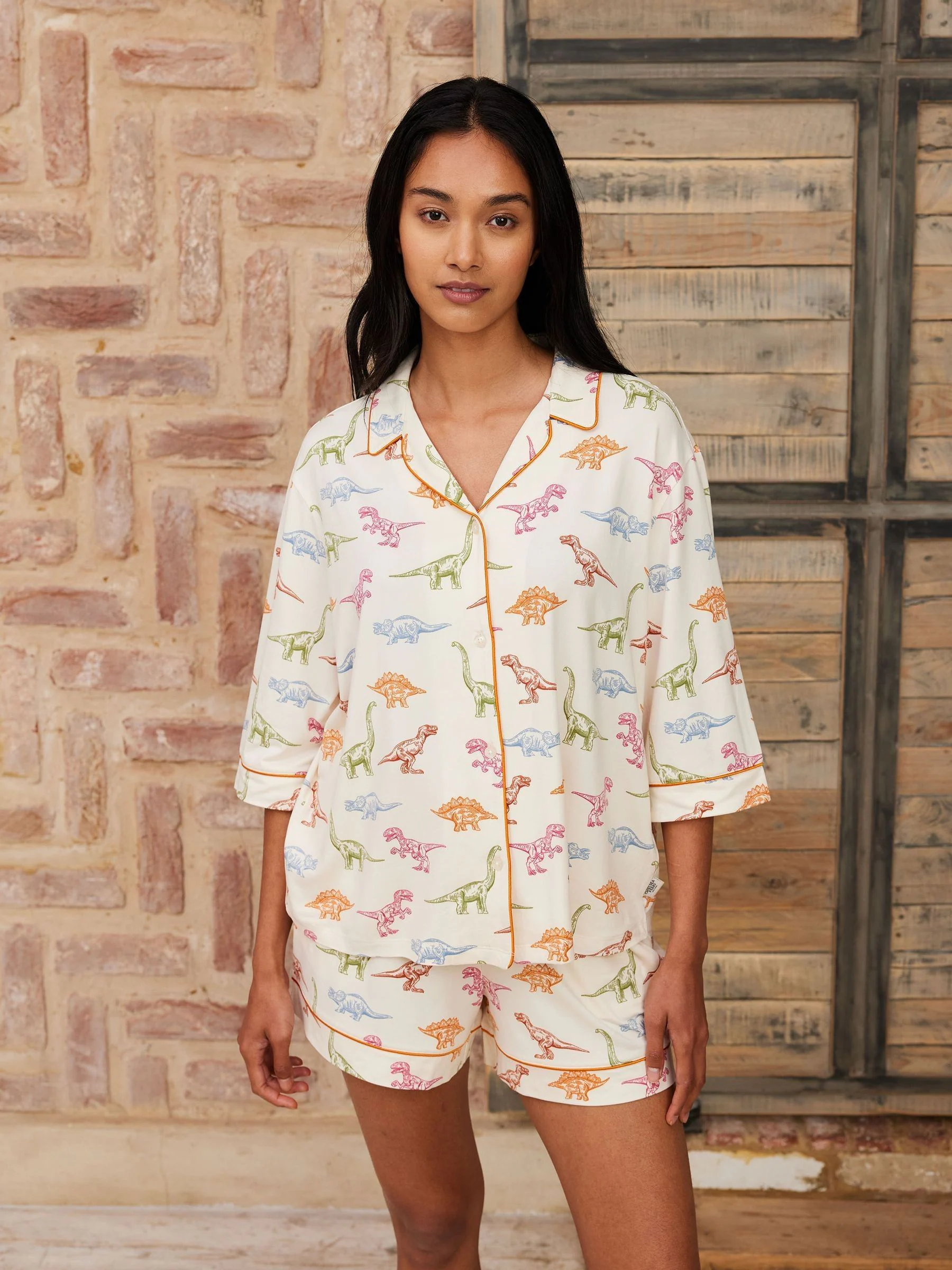 Chelsea Peers Dinosaur Print Long Pyjama Set
