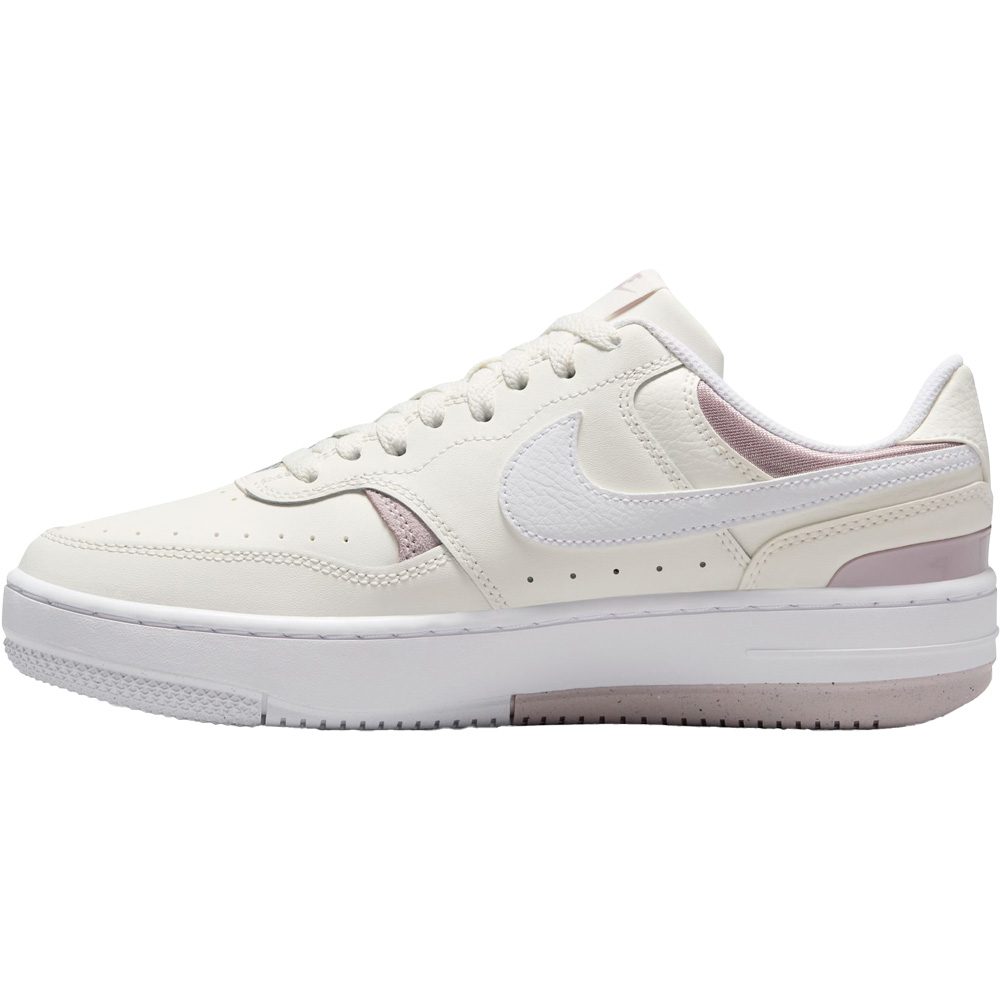 Nike Gamma Force Sneaker Damen sail