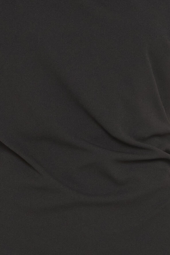 ICHI IHMITINE TO Black
