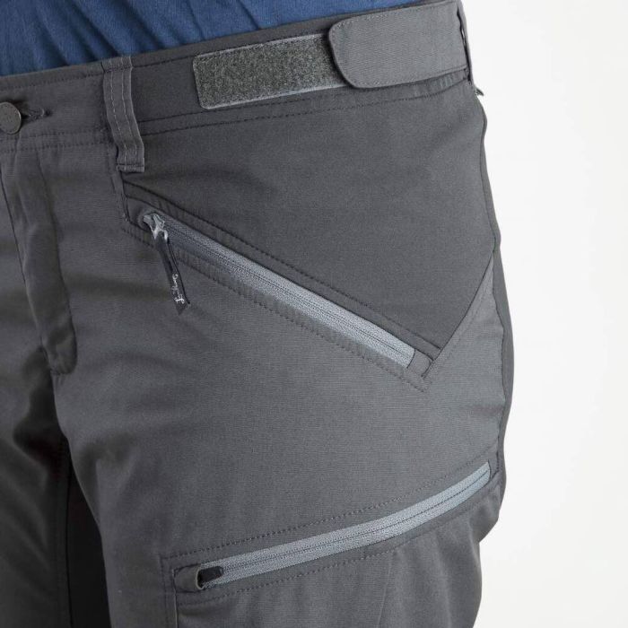 Makke II Shorts Women
