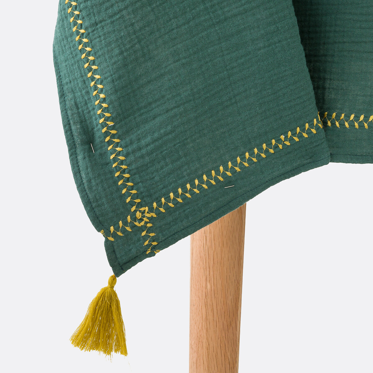 LA REDOUTE INTERIEURS<br>Toalha de mesa em tetra, Kumla, bordada
