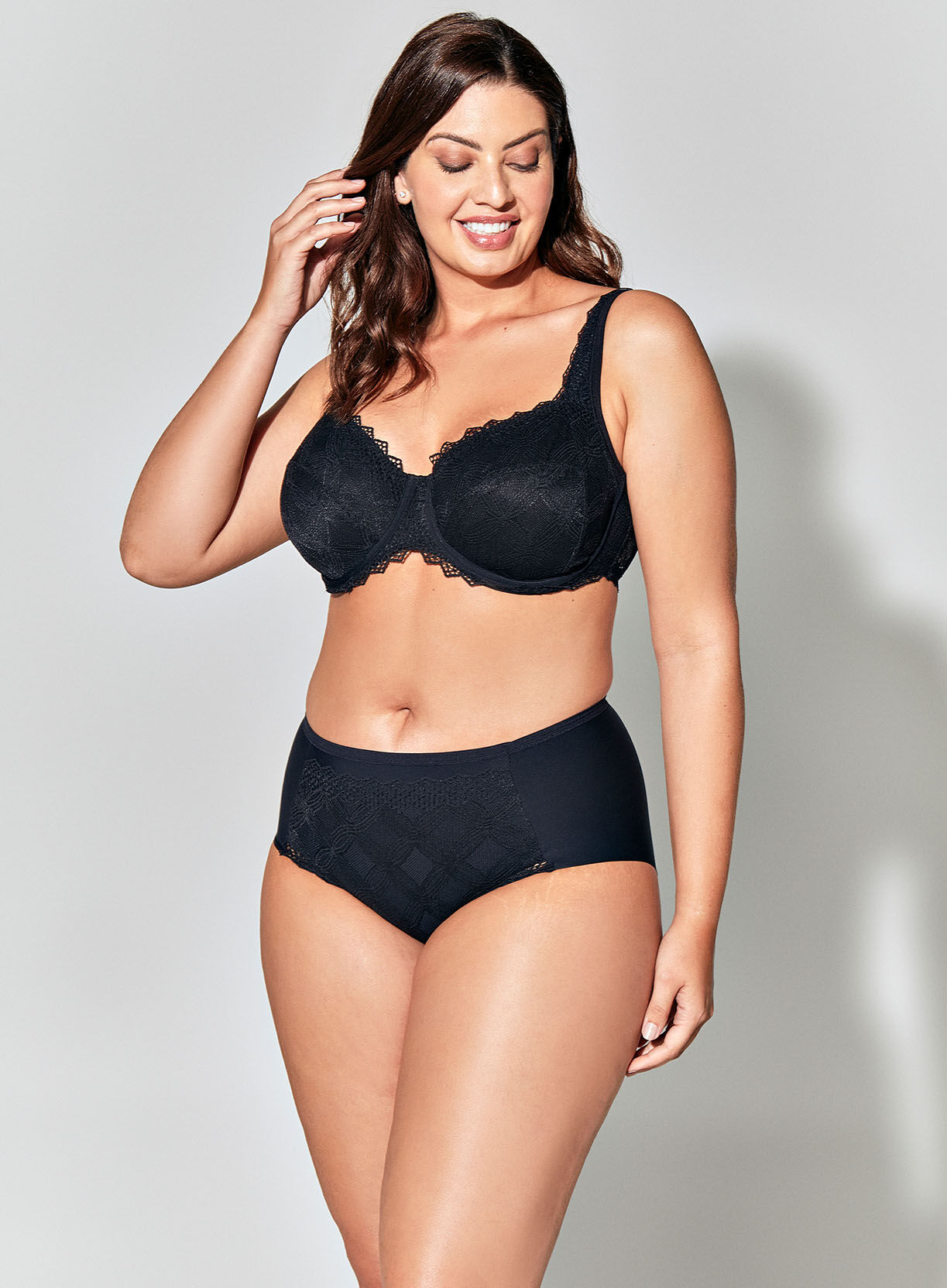 Liz Soutien-gorge Minimiseur en dentelle Lisa noir