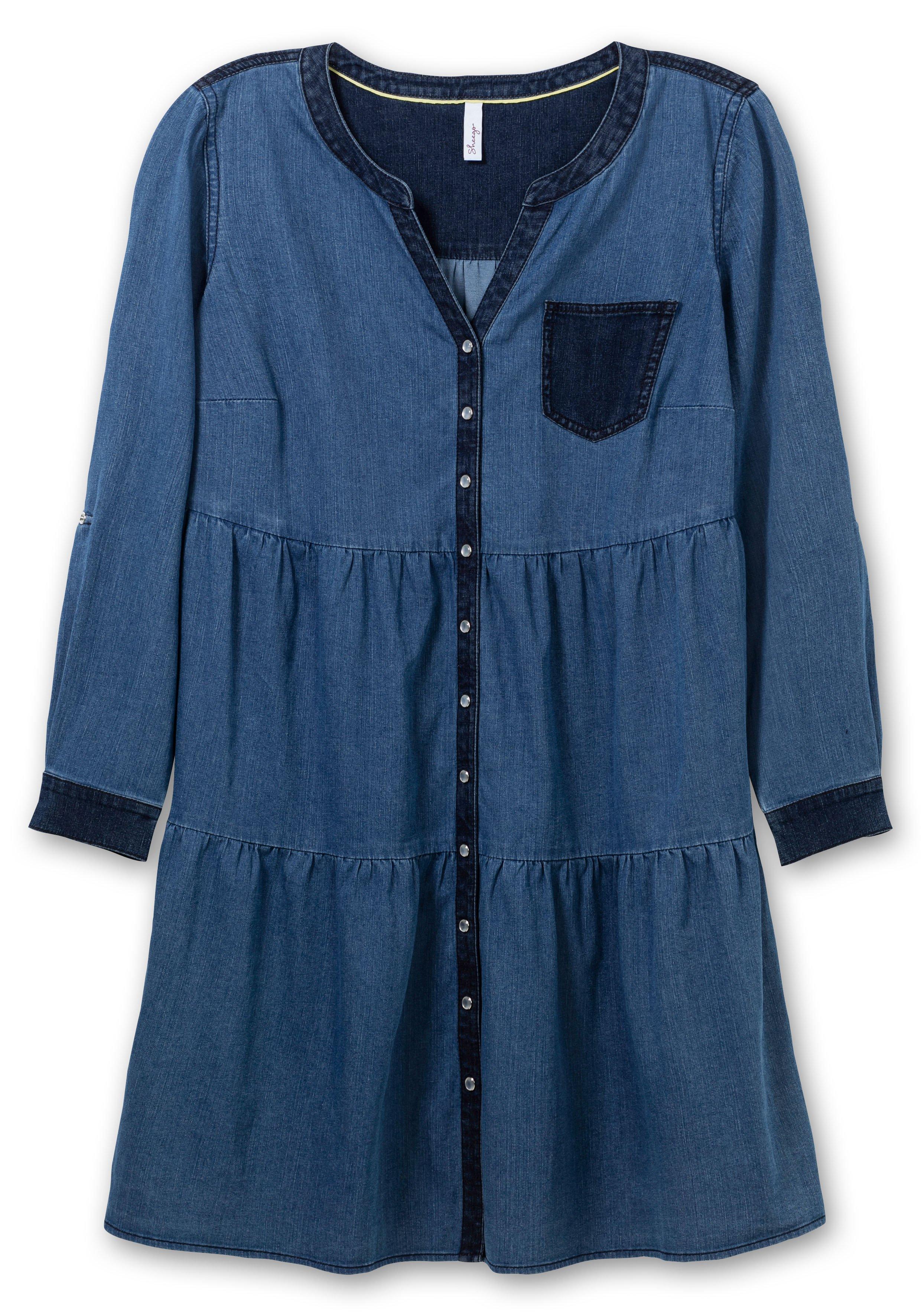 Gestuftes Jeanskleid mit Kontrastdetails