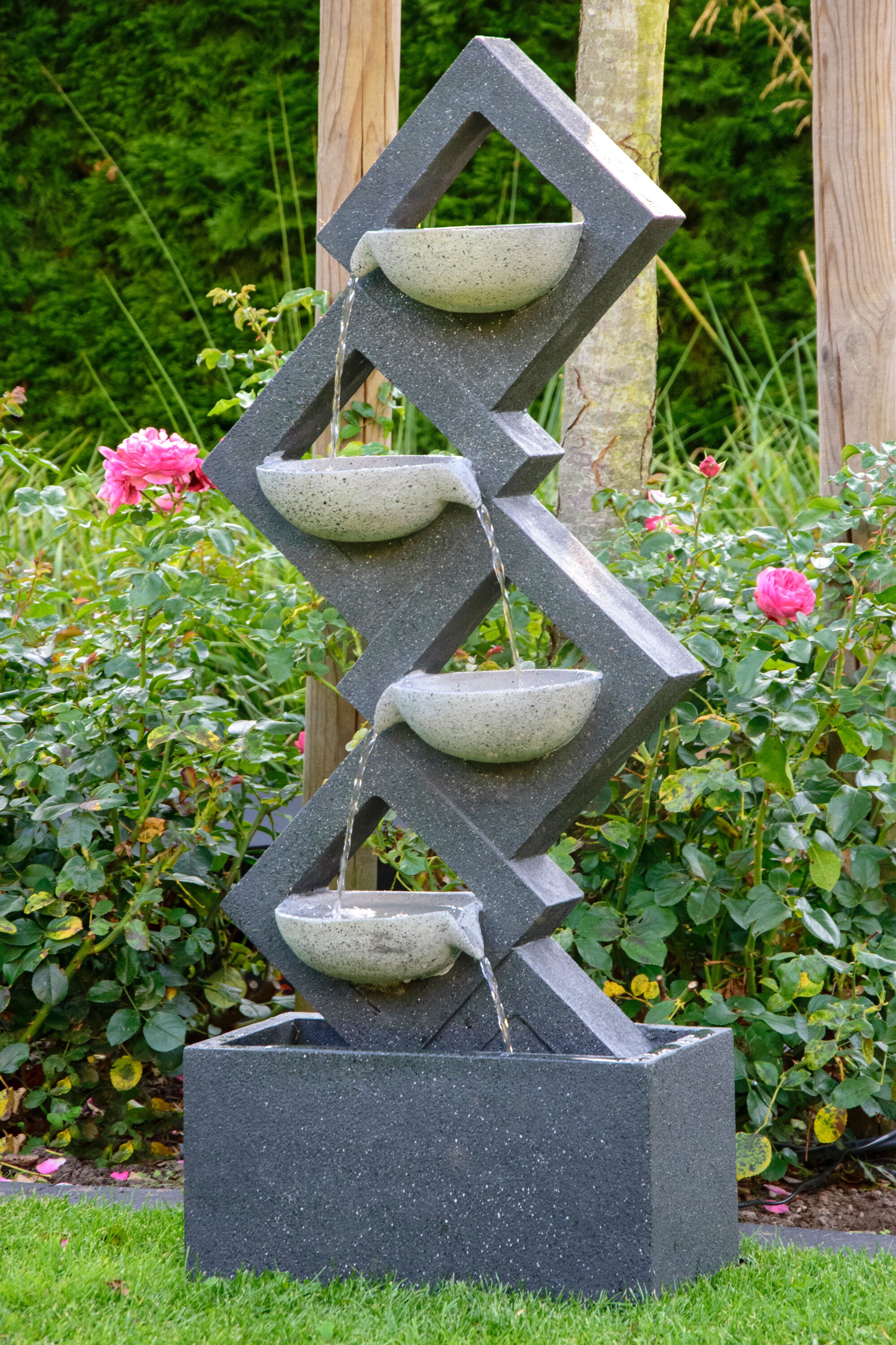 dobar Polyresin-Brunnen mit Pumpe und LEDs, eckig mit 4 Schalen, dunkelgrau