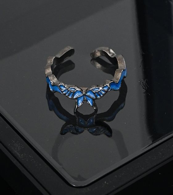 Lilafey - Open ring met vlinderglazuur