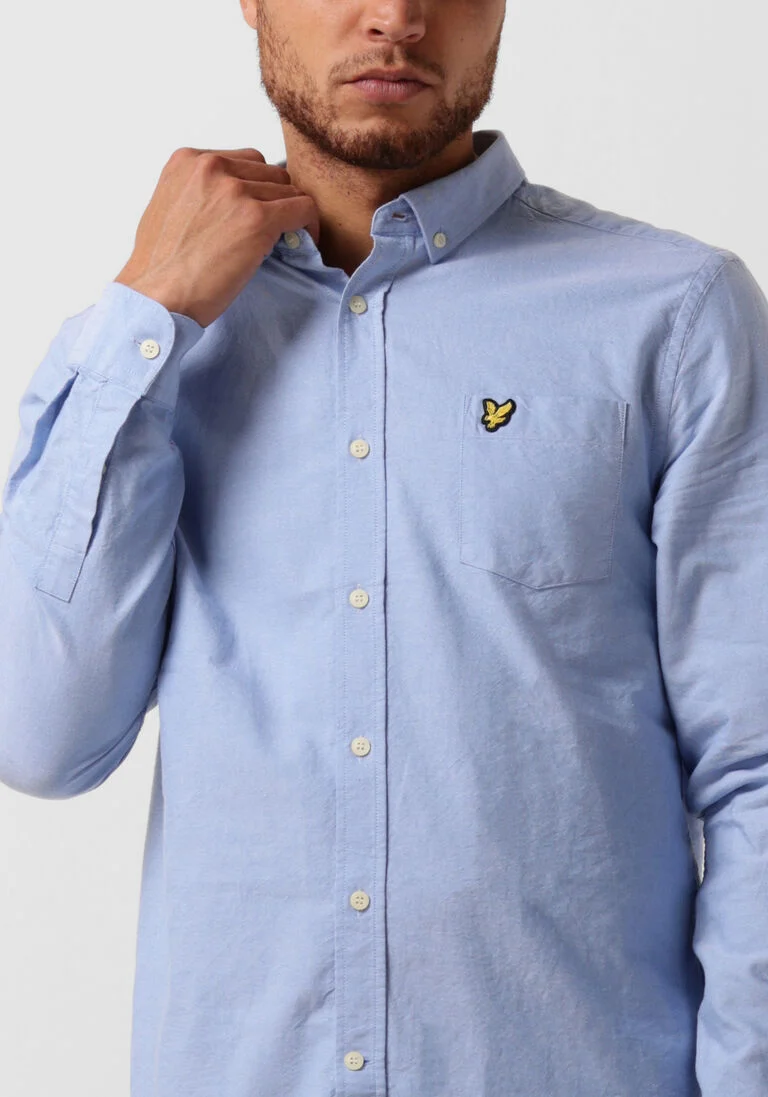 LYLE & SCOTT lichtblauwe lyle & scott casual overhemd regular fit light weight oxford shirt