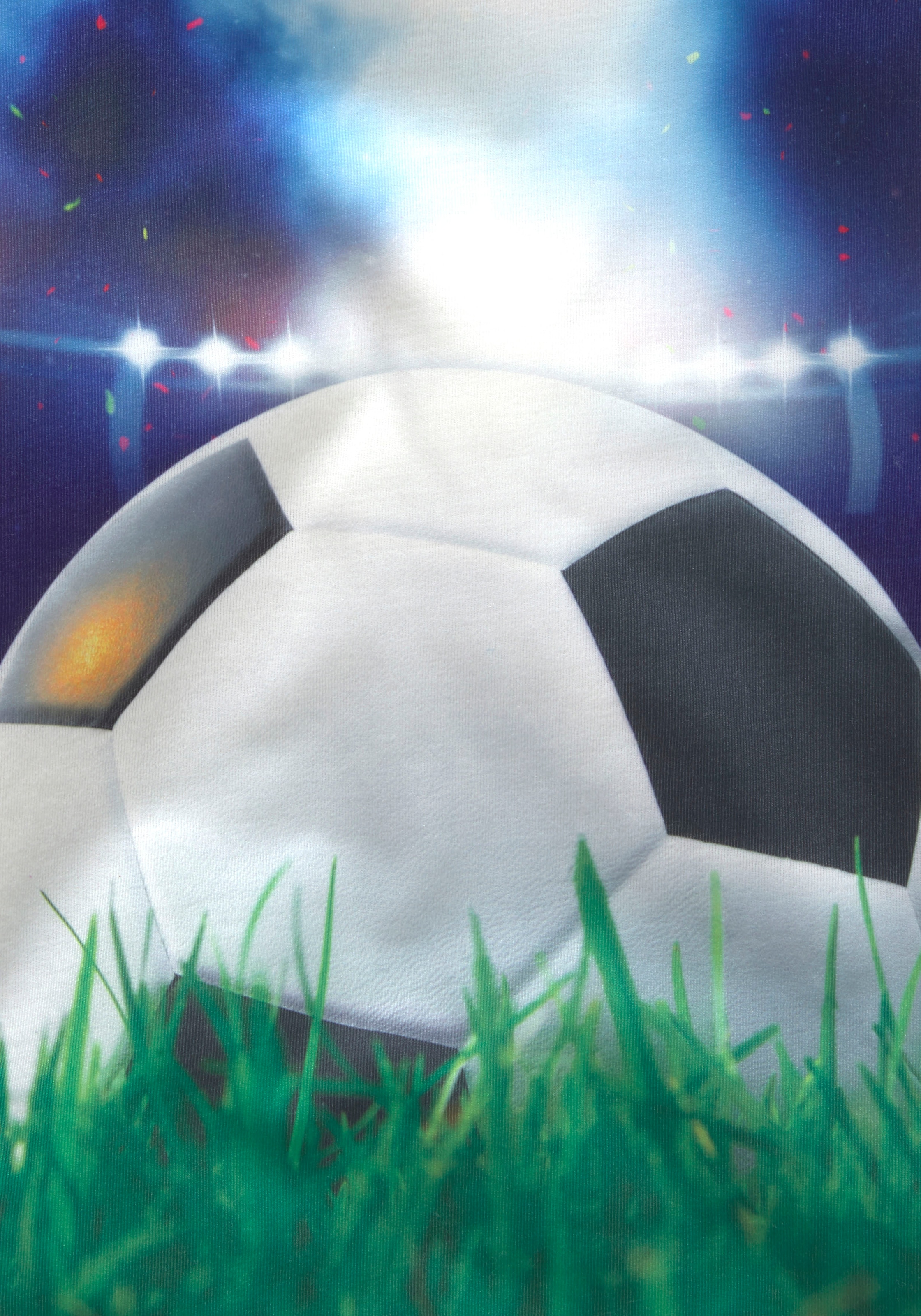 KIDSWORLD T-Shirt »Mit coolem FUSSBALL-Print« Kurzarm,  Basic-Passform,  mit trendigem Druck,  Rundhalsausschnitt