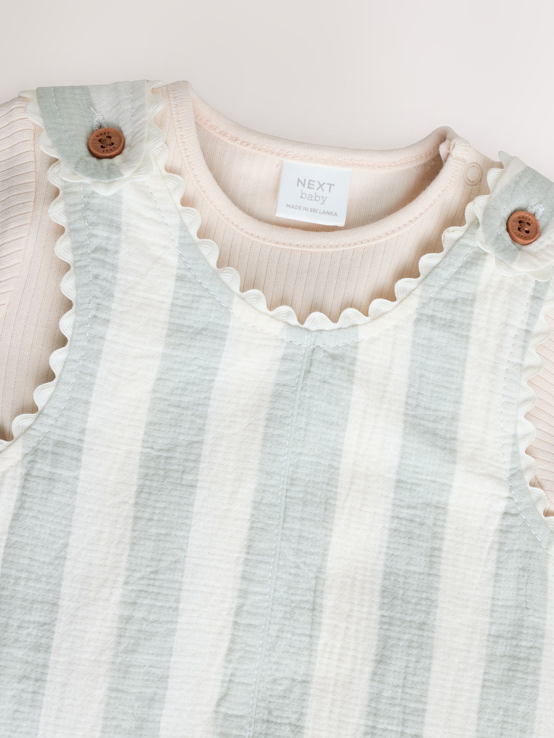 Mintgroen gestreept - Babyset van rompertje met korte mouwen en bretelbroek (0mnd -2jr)