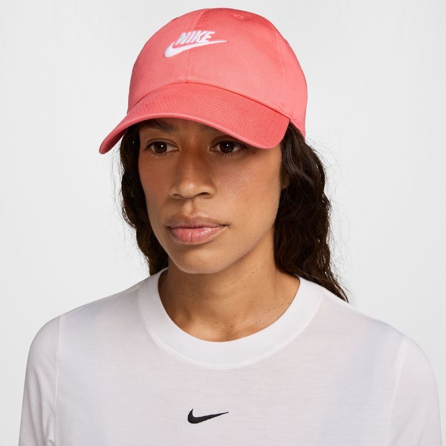 Nike Casquette Club Futura - Magic Ember/Blanc