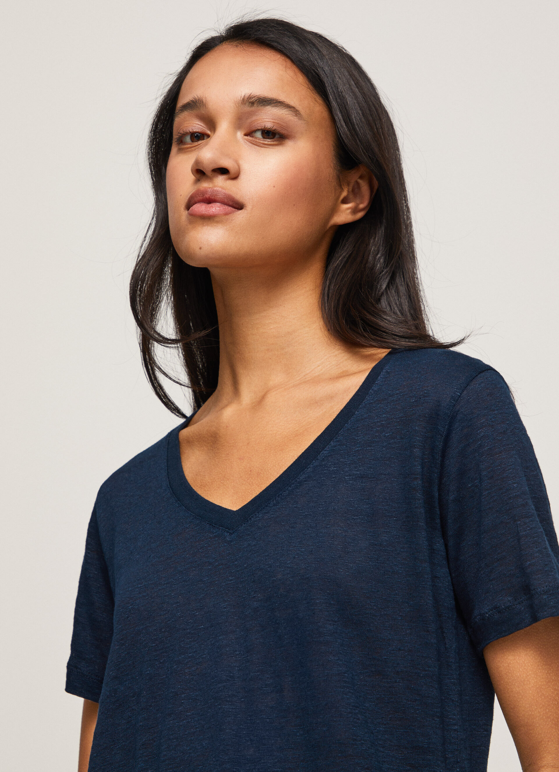 Camiseta de linho com decote em V - Azul Dulwich