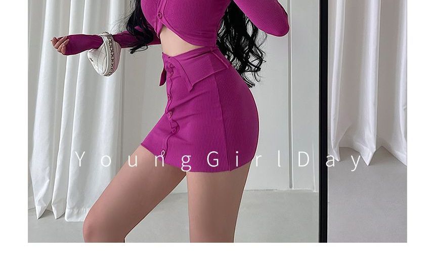 RainGirl - Crop top met lange mouwen, kraag, effen geribbelde knoopjes / Mini-kokerrok met hoge taille en gevouwen taille
