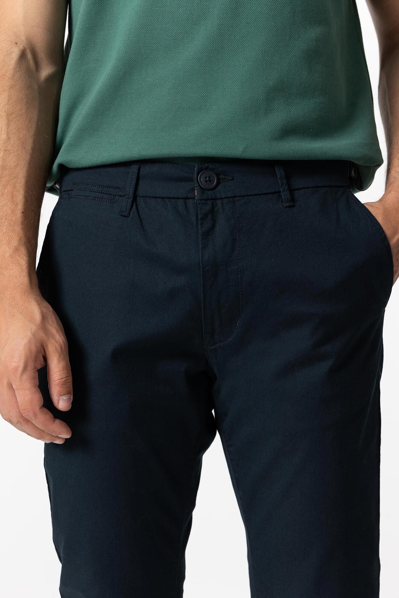 Calças chino de corte slim