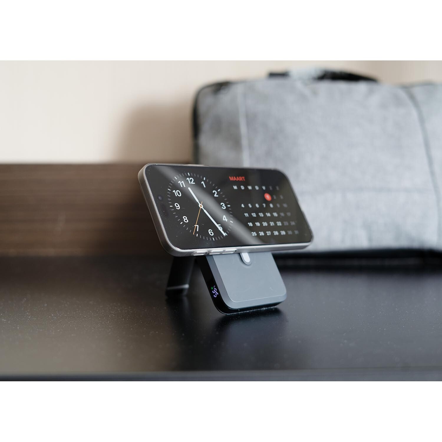 Xtorm Magnetic Wireless Powerbank 10000