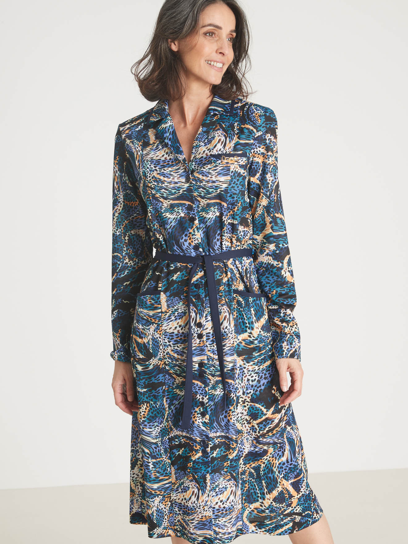 Robe toute boutonnée en maille