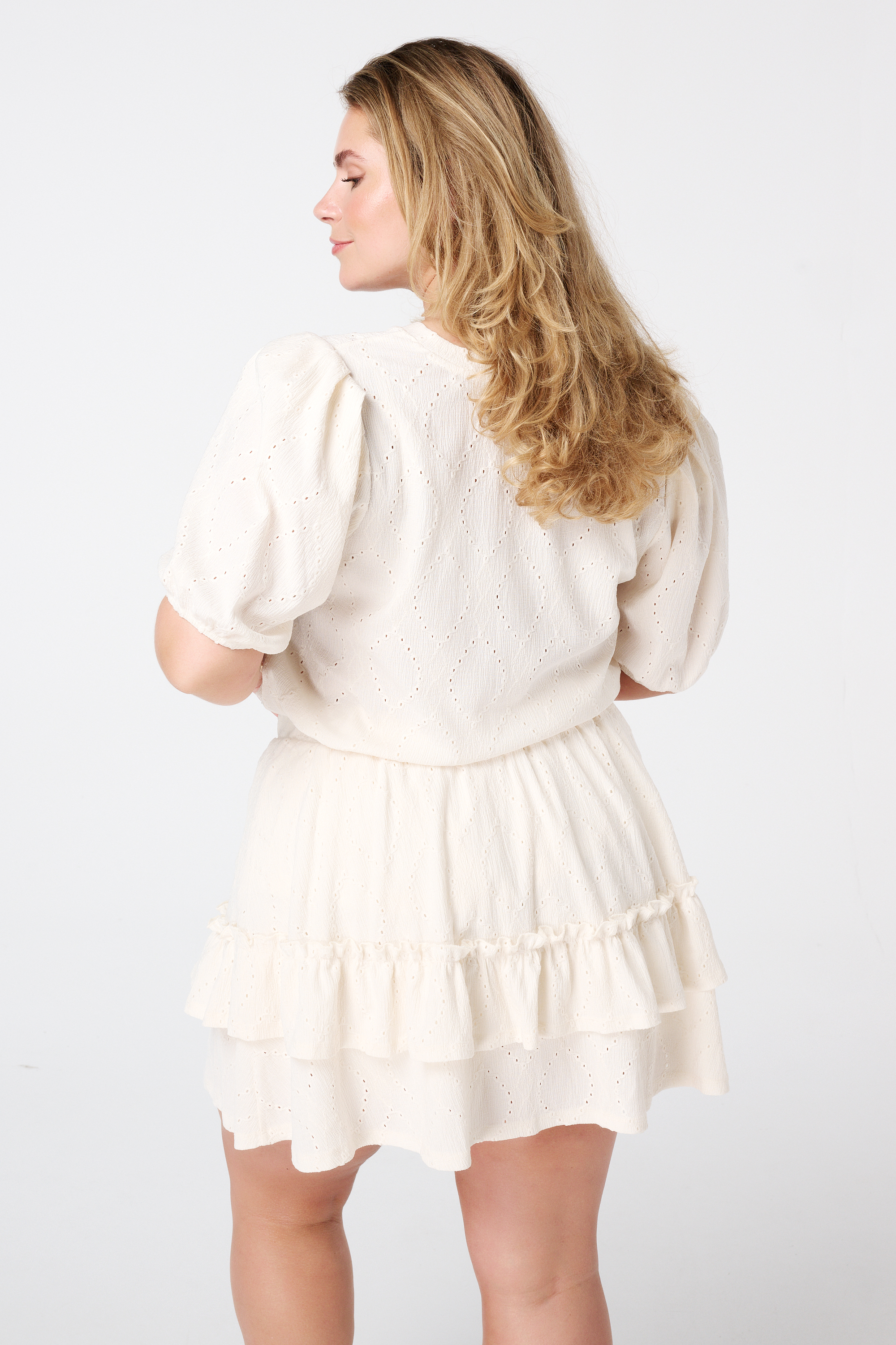 Top met broderie-look Cream