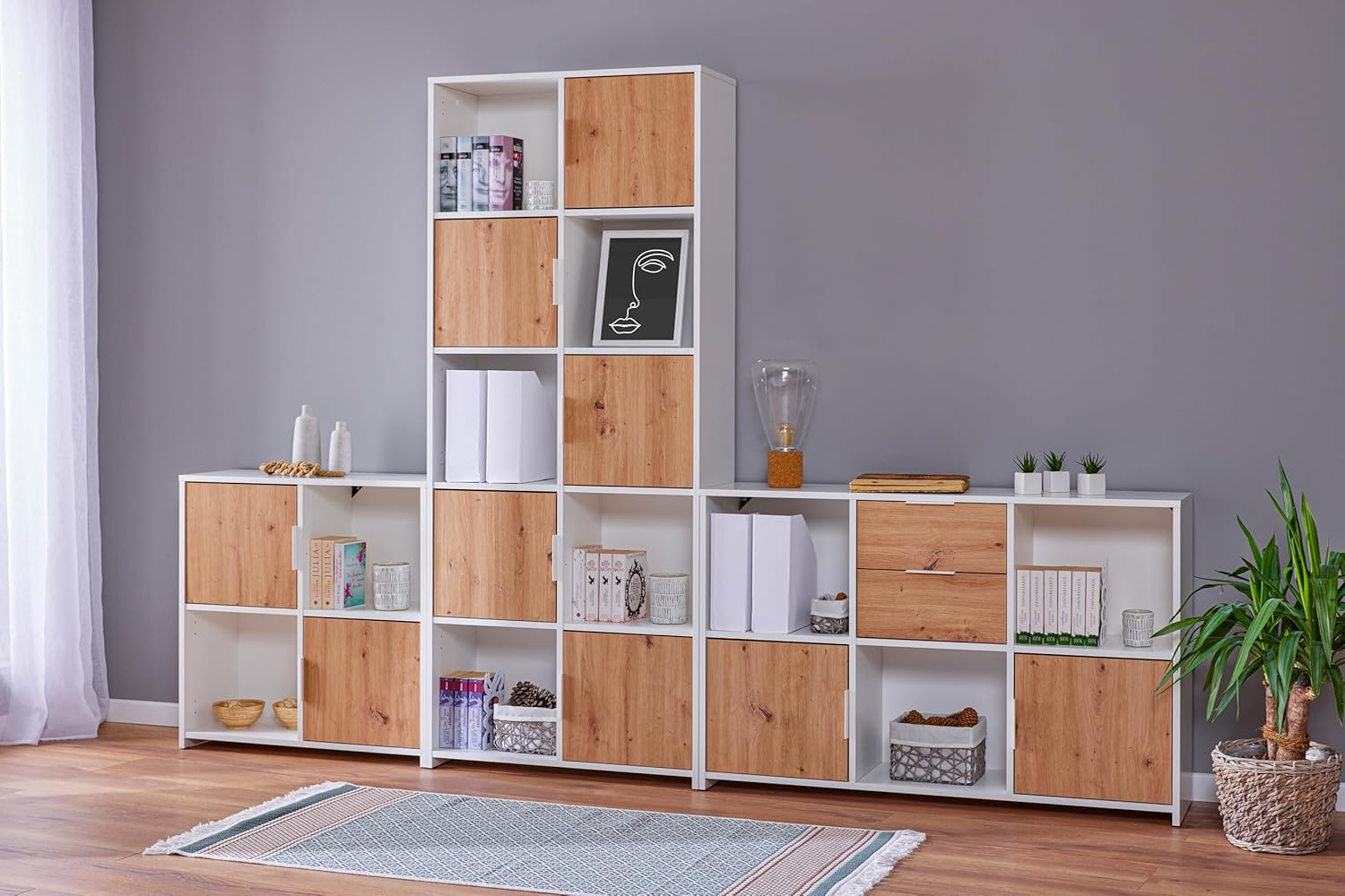 Inter Link - Kommode mit 5 Türen - Sideboard - Standregal - Für Schlafzimmer, Wohnzimmer, Badezimmer - Eiche Artisan - Weiß - Holzwerkstoff - Robust - Pflegeleicht - Pepeto 5TW