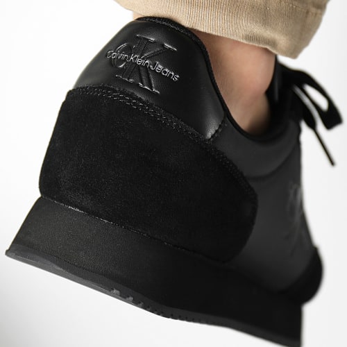Baskets Retro Runner 0746 Triple Black