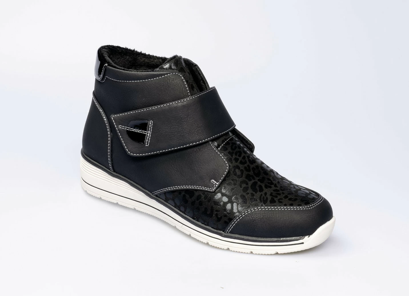 Komfort-Stiefelette im angesagten Leo-Look