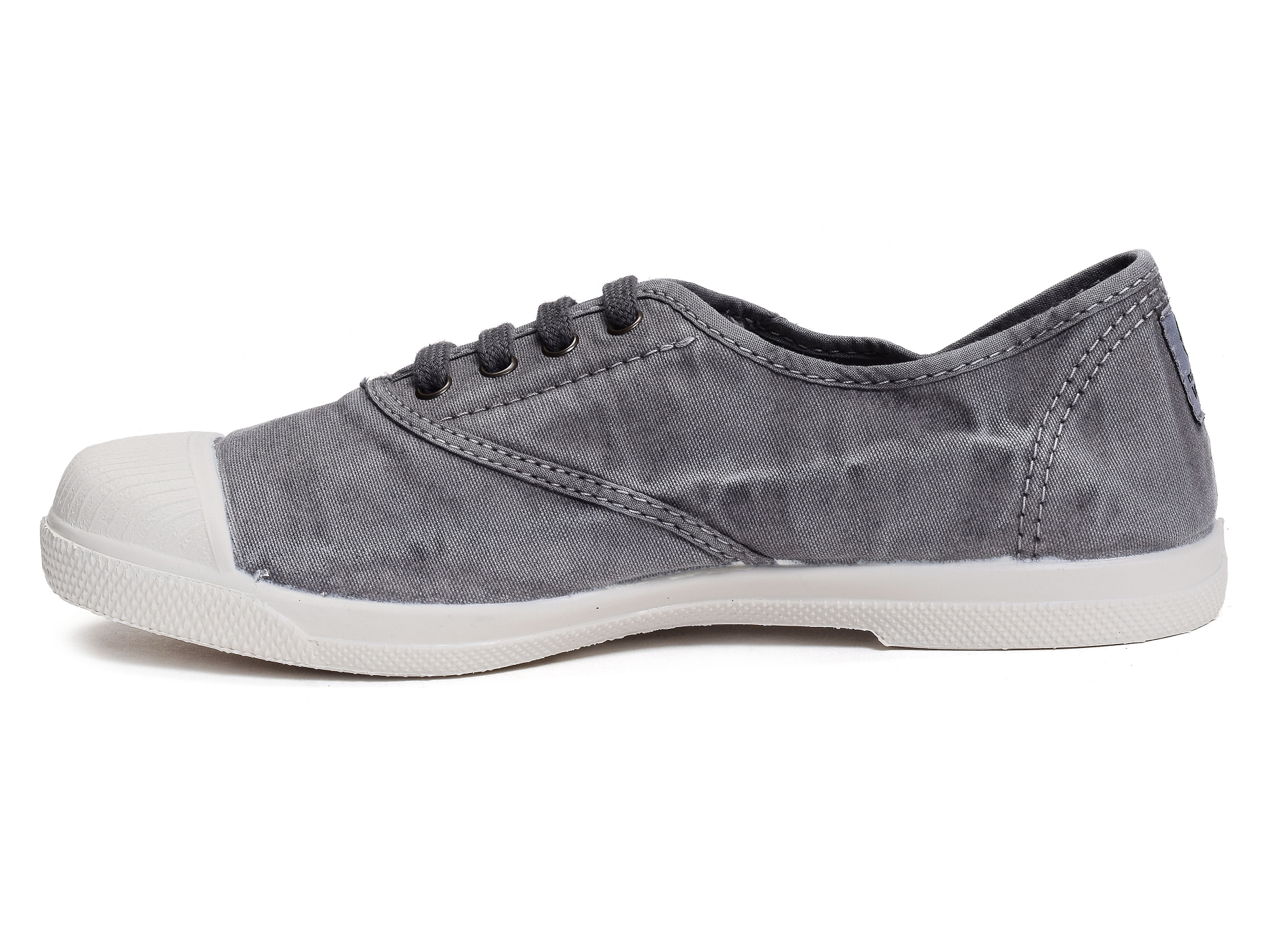 102 gris