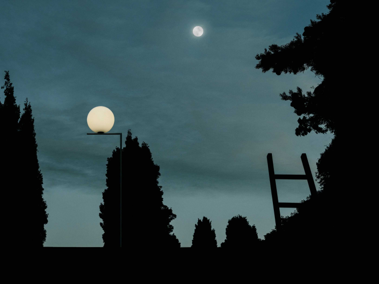 Flos IC Lights F1 Outdoor vloerlamp staal, voet donkergrijs