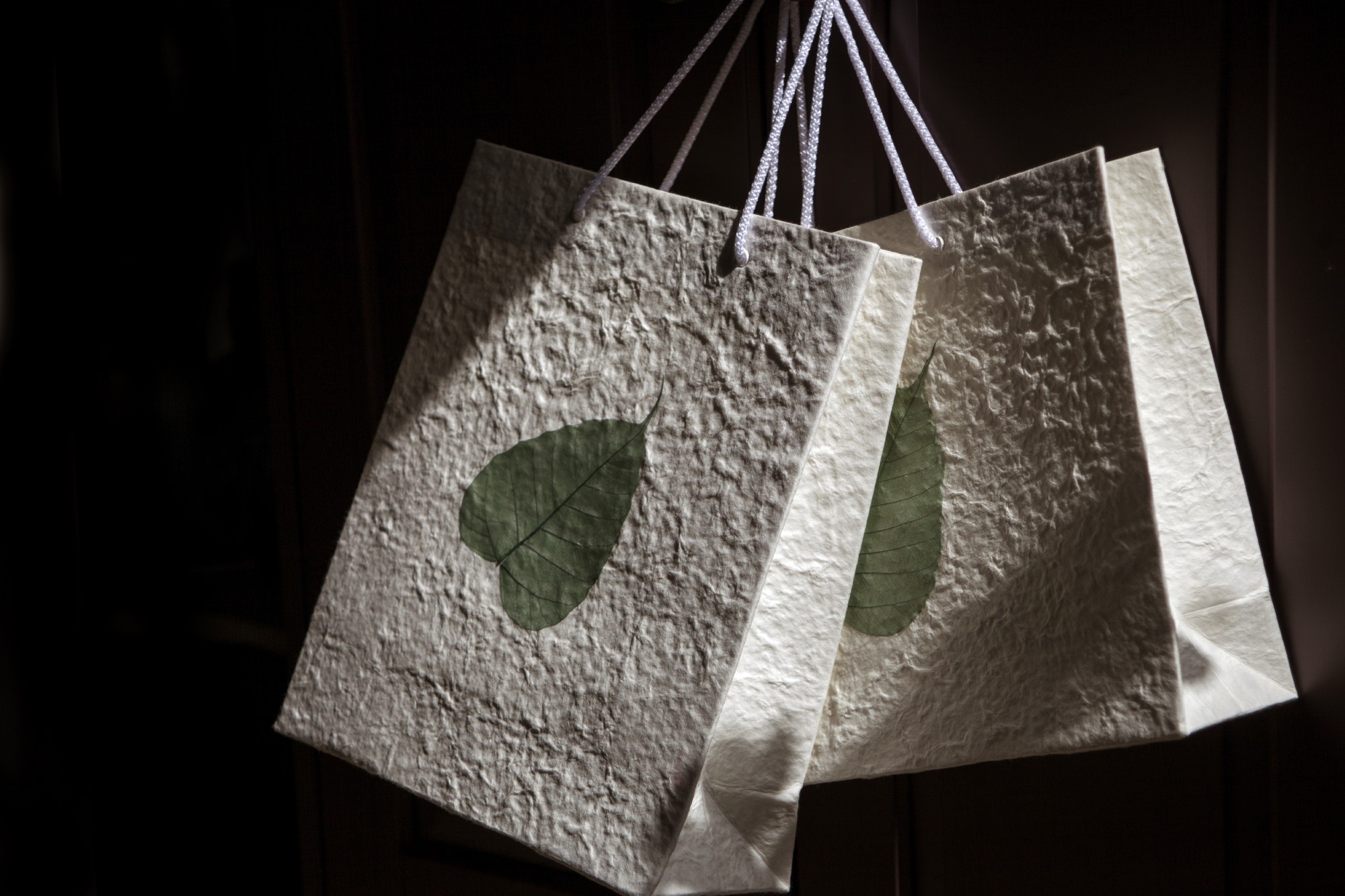 Tasche 'Bodhi-Blatt', weiß, B 25 cm, H 30 cm, T 10 cm günstig bestellen