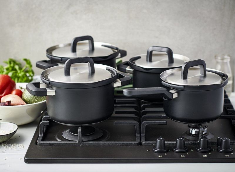 BK - Flow Cool Black - Kookpannenset - 4 Delig - RVS - Veilig Afgietsysteem