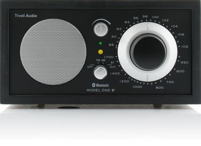 Tivoli Audio Model ONE BT Sort/Sort/Sølv