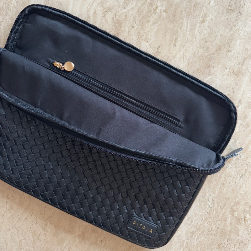 PITAYA<br>Computer Sleeve Charlotte 13