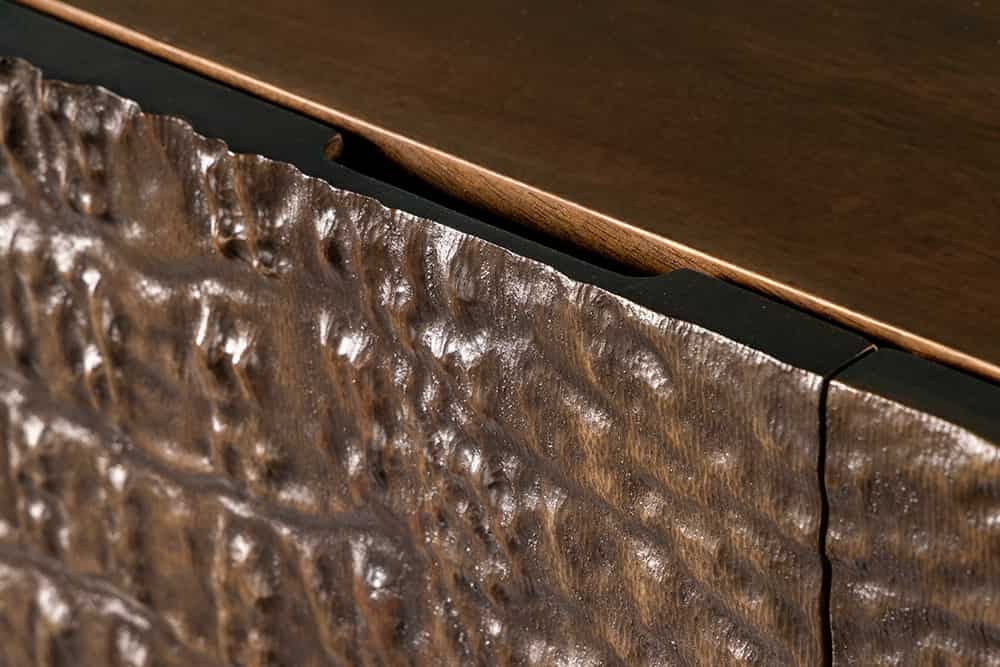 Handgefertigtes Highboard CROCO 120cm braun Mangoholz massiv 3D-Design