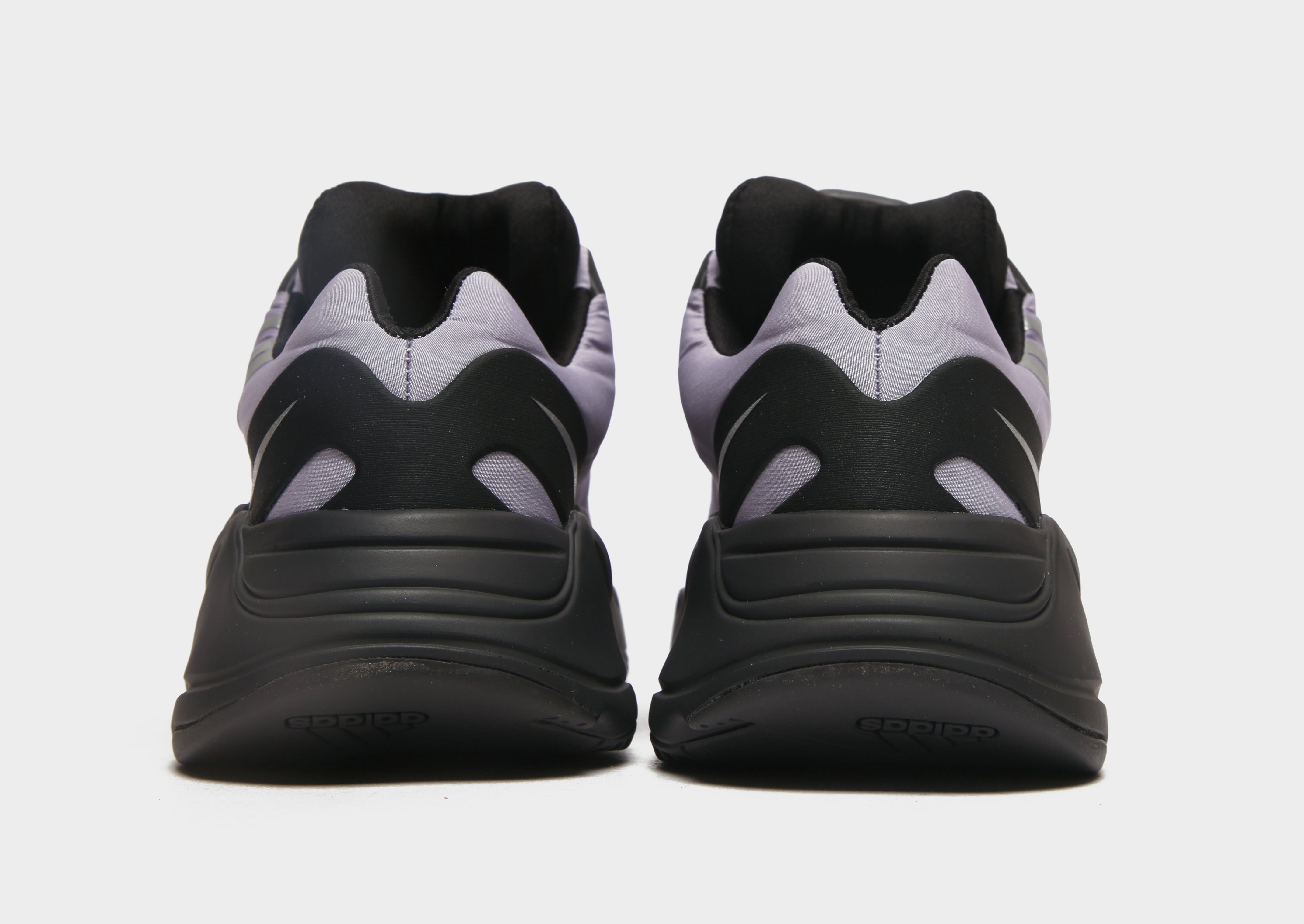 adidas Originals YZY 700 MNVN