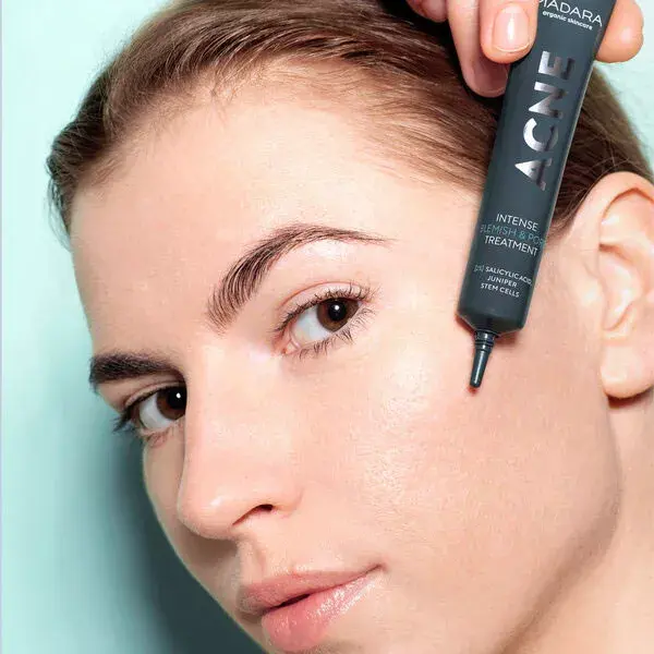 MÁDARA Tratamento Intensivo para Acne, Poros e Imperfeições 20ml